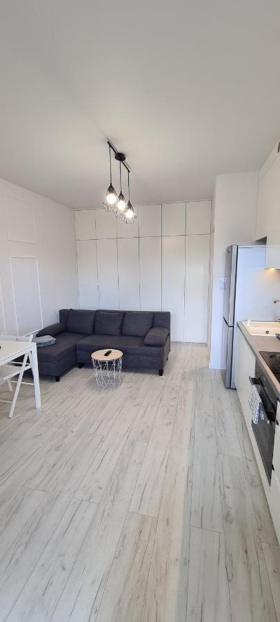 44 - Apartamenty Siedlce - Nowy Apartament W Centrum Przy Ul Czerwonego Krzyza Kültér fotó