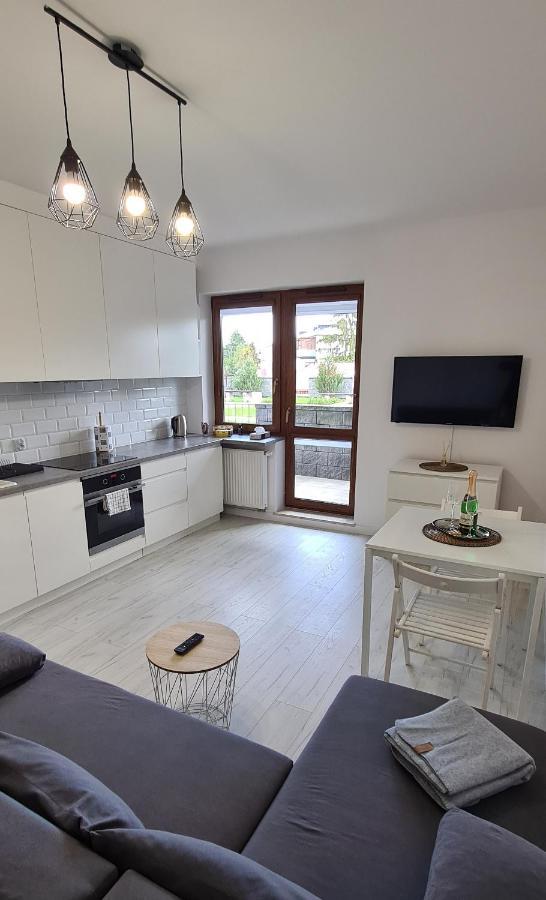 44 - Apartamenty Siedlce - Nowy Apartament W Centrum Przy Ul Czerwonego Krzyza Kültér fotó