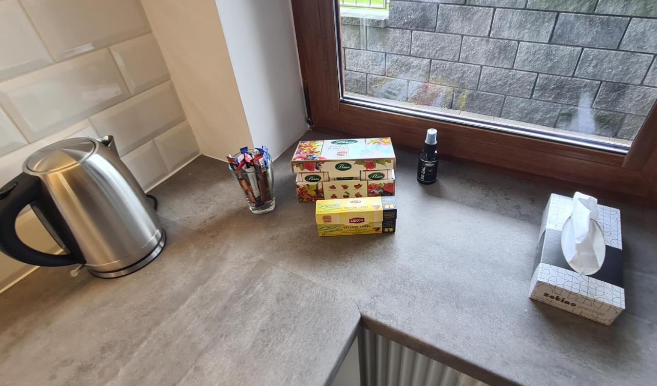 44 - Apartamenty Siedlce - Nowy Apartament W Centrum Przy Ul Czerwonego Krzyza Kültér fotó