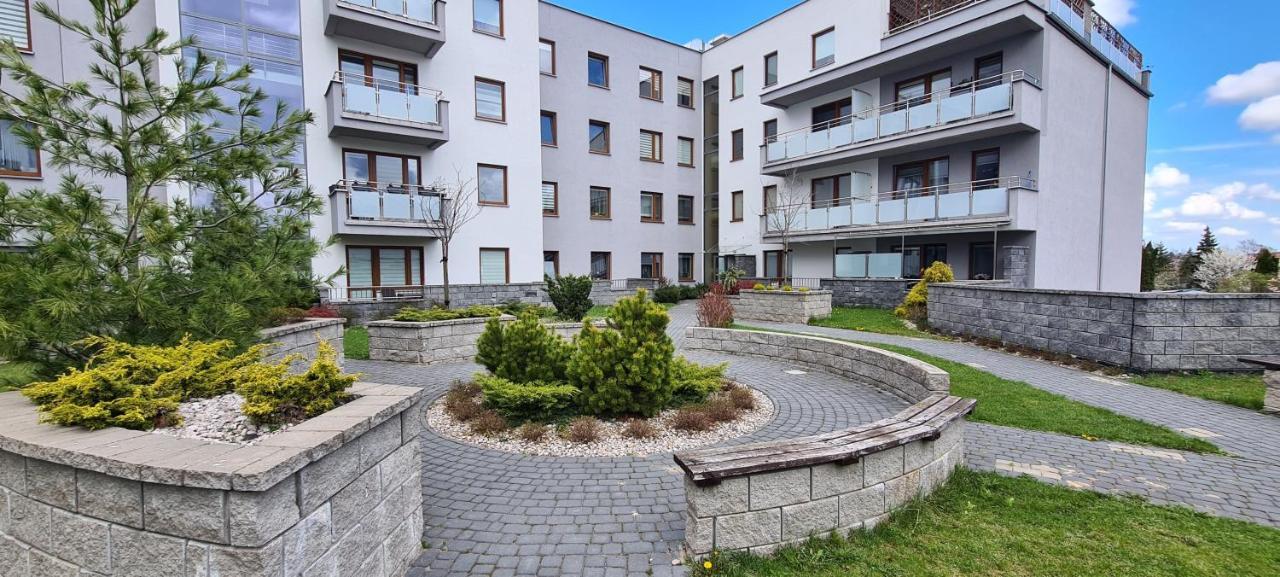 44 - Apartamenty Siedlce - Nowy Apartament W Centrum Przy Ul Czerwonego Krzyza Kültér fotó