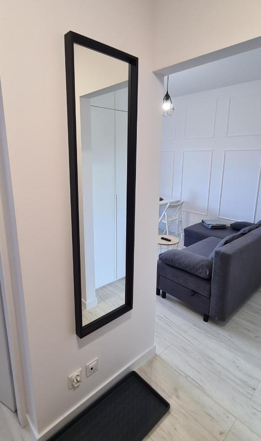 44 - Apartamenty Siedlce - Nowy Apartament W Centrum Przy Ul Czerwonego Krzyza Kültér fotó