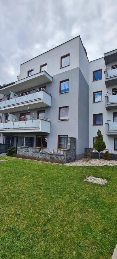 44 - Apartamenty Siedlce - Nowy Apartament W Centrum Przy Ul Czerwonego Krzyza Kültér fotó