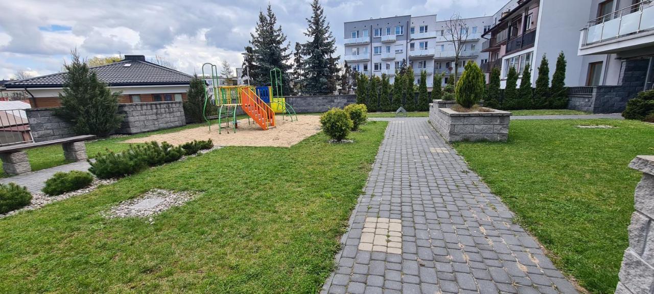 44 - Apartamenty Siedlce - Nowy Apartament W Centrum Przy Ul Czerwonego Krzyza Kültér fotó