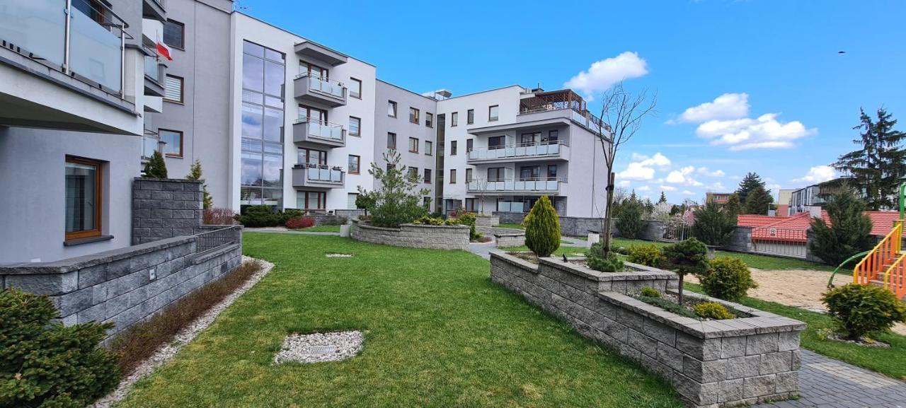 44 - Apartamenty Siedlce - Nowy Apartament W Centrum Przy Ul Czerwonego Krzyza Kültér fotó